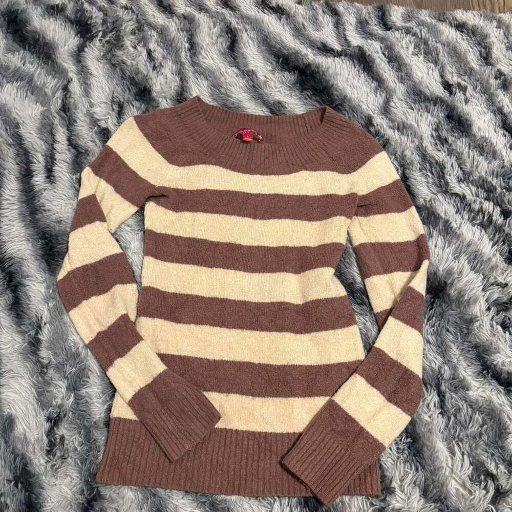 Vintage Y2K SO Striped Fitted Sweater, Brown & Cream, Size Large